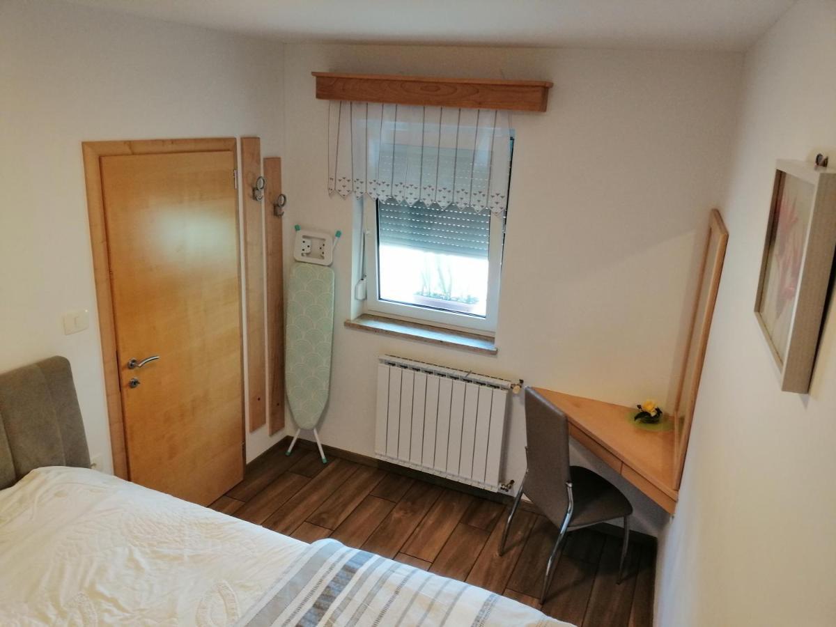 Deno Apartamento Podgrad  Exterior foto
