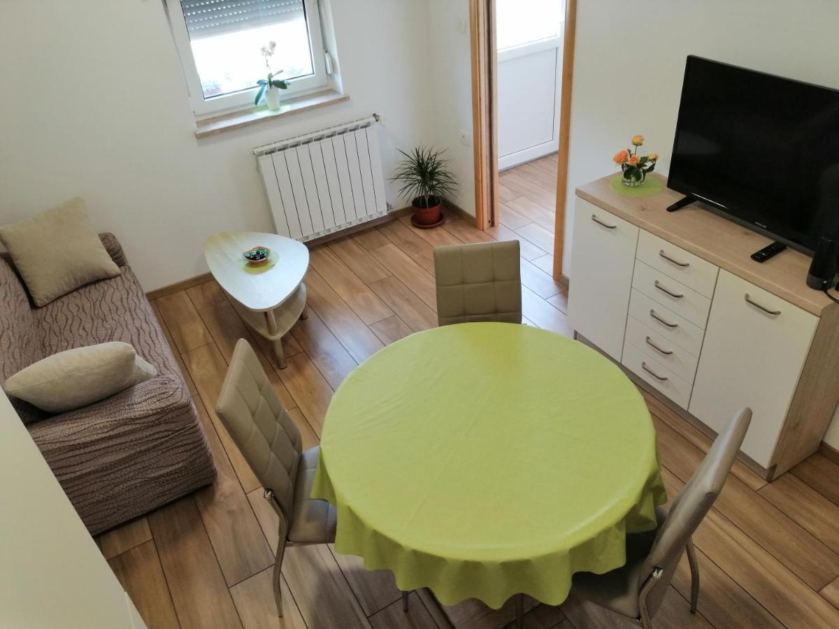 Deno Apartamento Podgrad  Exterior foto